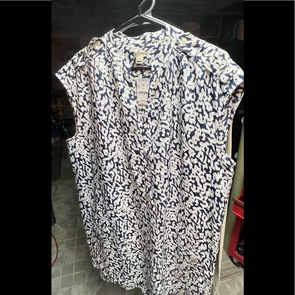 JCrew NWT blue floral sleeveless blouse Size XL